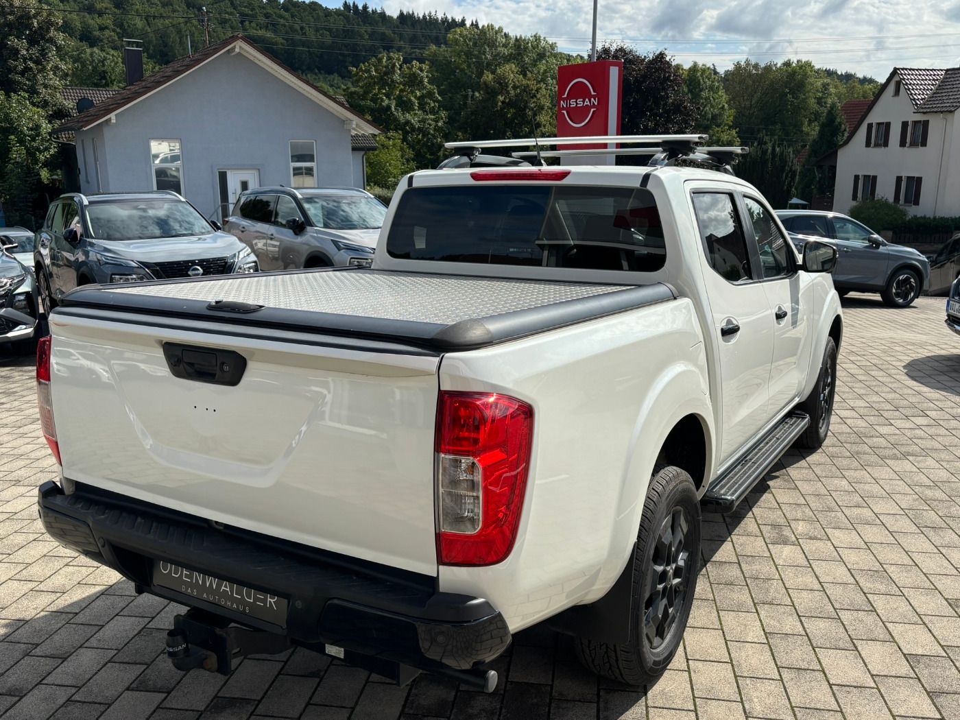 Fahrzeugabbildung Nissan Navara 2.3DCI N-Guard Double Cab Autom. AHK