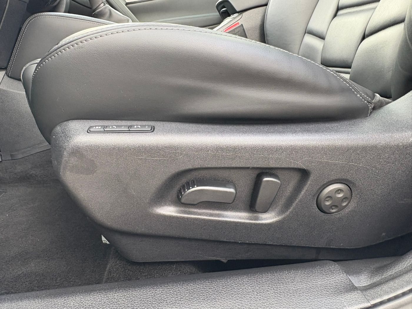 Fahrzeugabbildung Nissan Qashqai 1.3DIG-T Tekna+ DCT Autom. Pano BOSE
