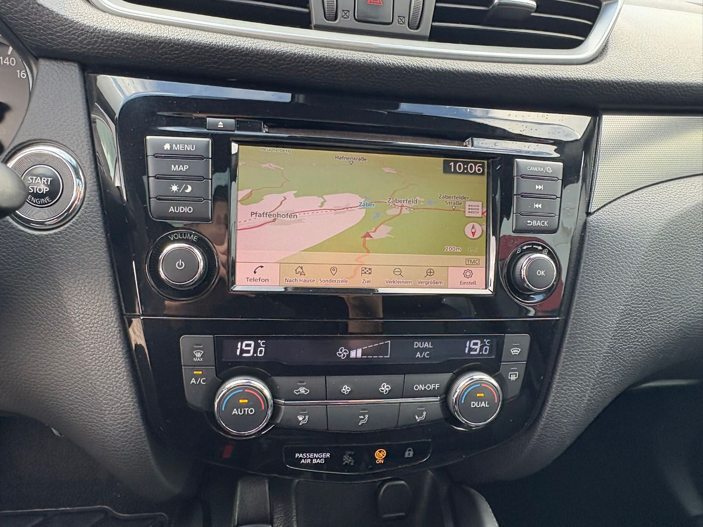 Fahrzeugabbildung Nissan Qashqai 1.3DIG-T Tekna+ DCT Autom. Pano BOSE