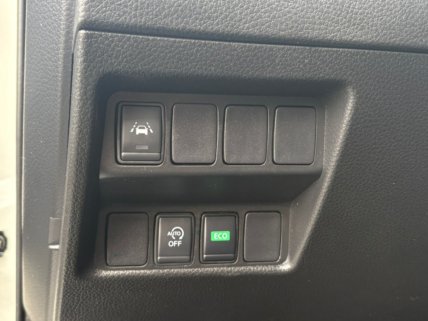 Fahrzeugabbildung Nissan Qashqai 1.3DIG-T Tekna+ DCT Autom. Pano BOSE