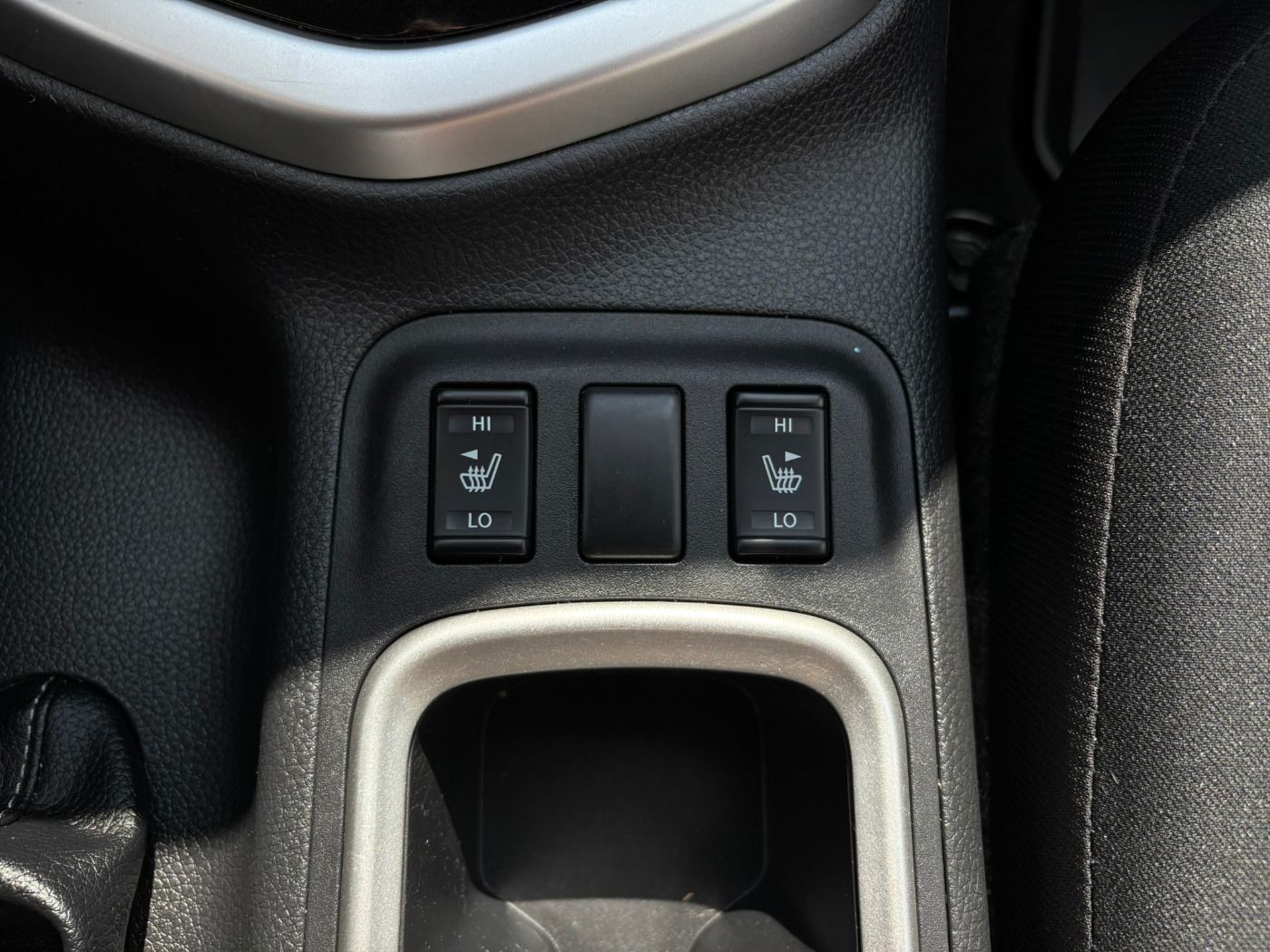 Fahrzeugabbildung Nissan Navara 2.3DCI Acenta Double Cab Autom. AHK