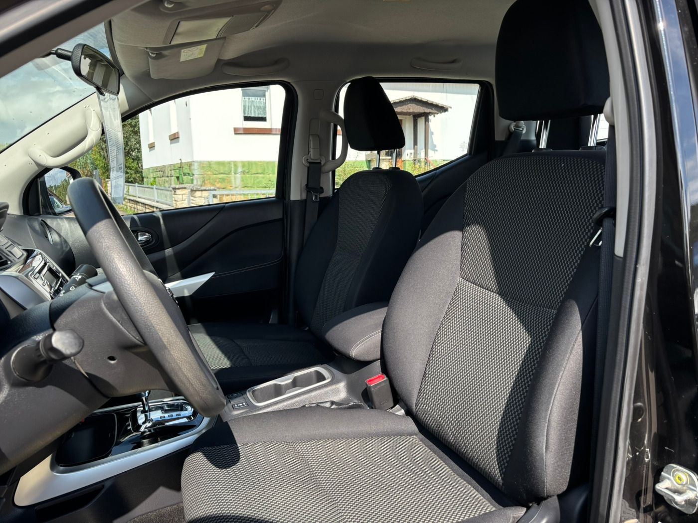 Fahrzeugabbildung Nissan Navara 2.3DCI Acenta Double Cab Autom. AHK