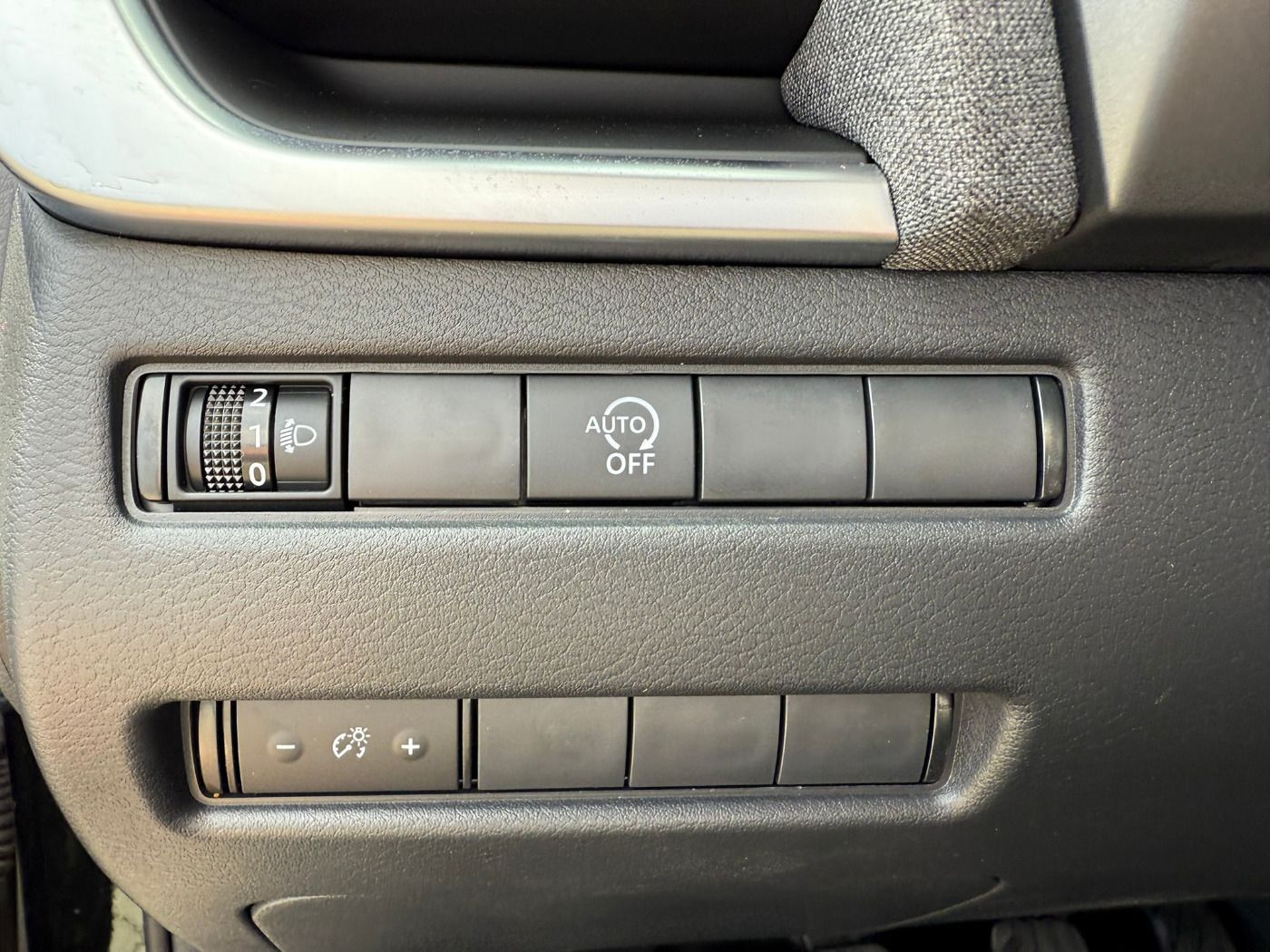 Fahrzeugabbildung Nissan Qashqai 1.3 DIG-T MHEV Acenta Winter Navi
