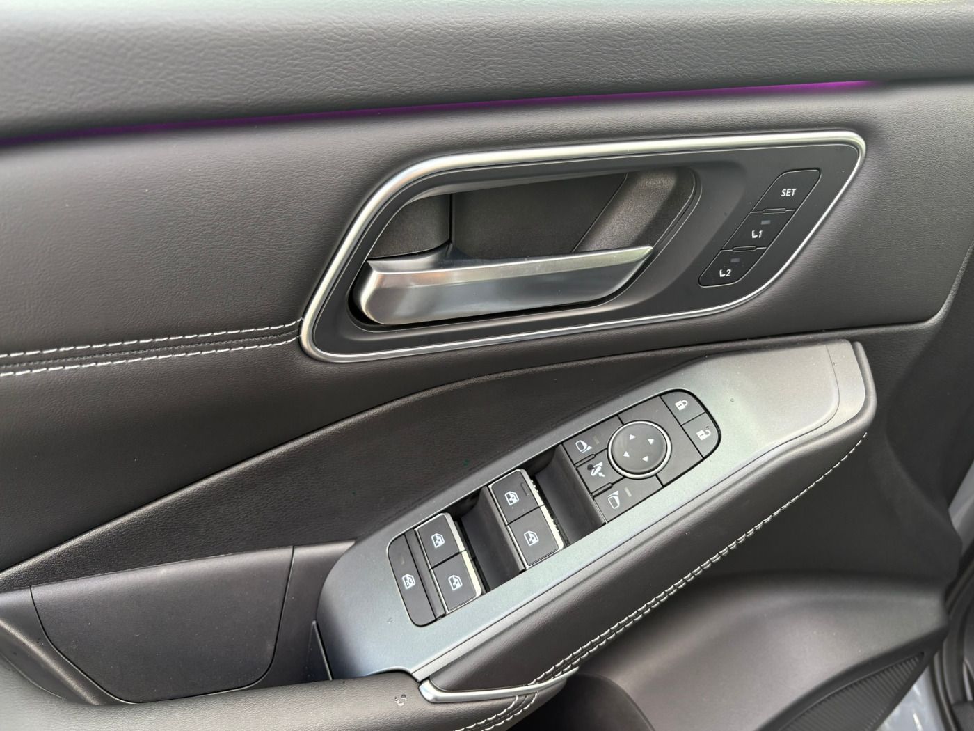 Fahrzeugabbildung Nissan Qashqai 1.3 DIG-T MHEV Tekna Bose + Pano