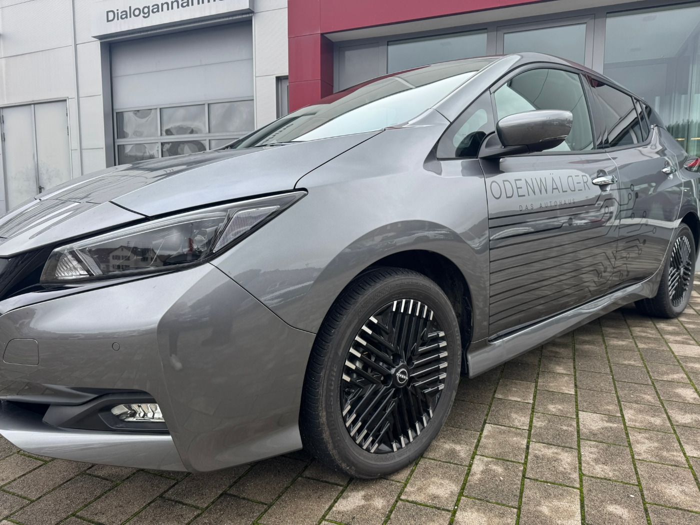 Fahrzeugabbildung Nissan Leaf e+ Tekna