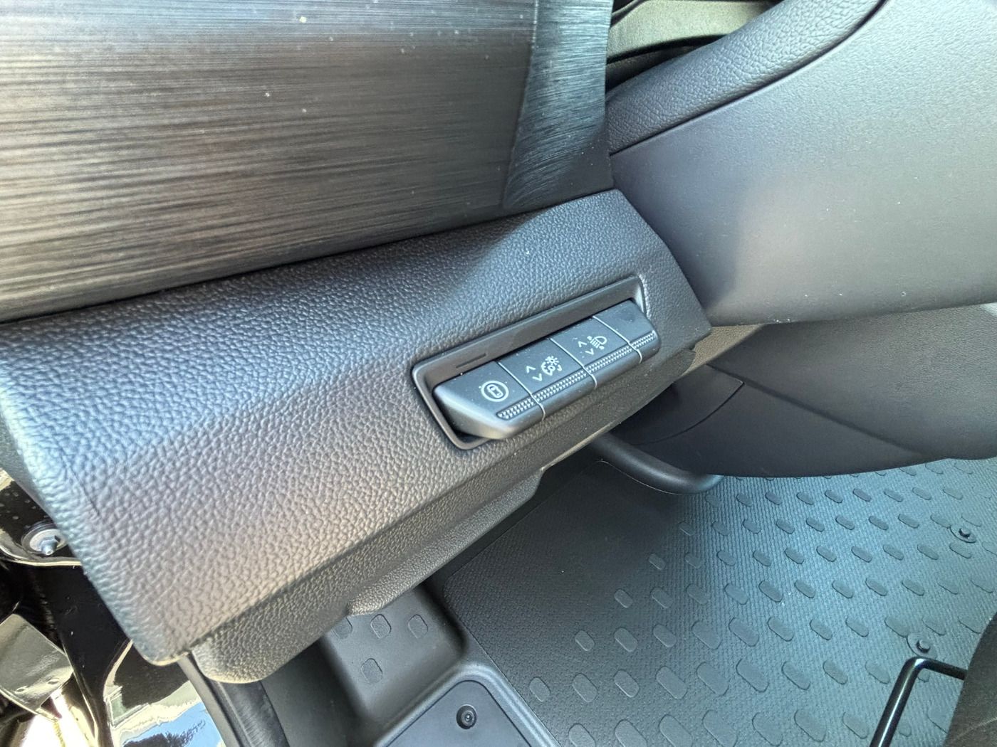 Fahrzeugabbildung Renault Trafic Combi L2H1 Grand Evolution 8-Sitzer