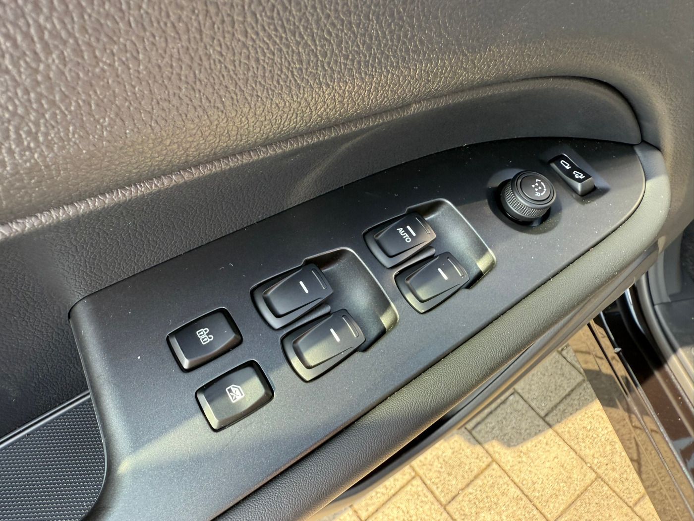 Fahrzeugabbildung KGM Musso Grand 2.2D Black Line 4WD Autom.