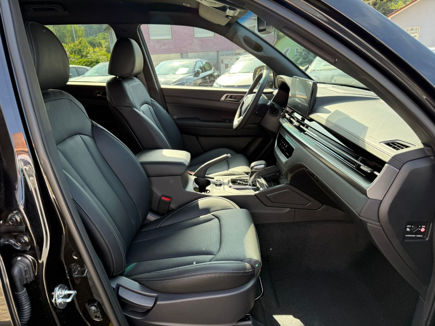 Fahrzeugabbildung KGM Musso Grand 2.2D Black Line 4WD Autom.