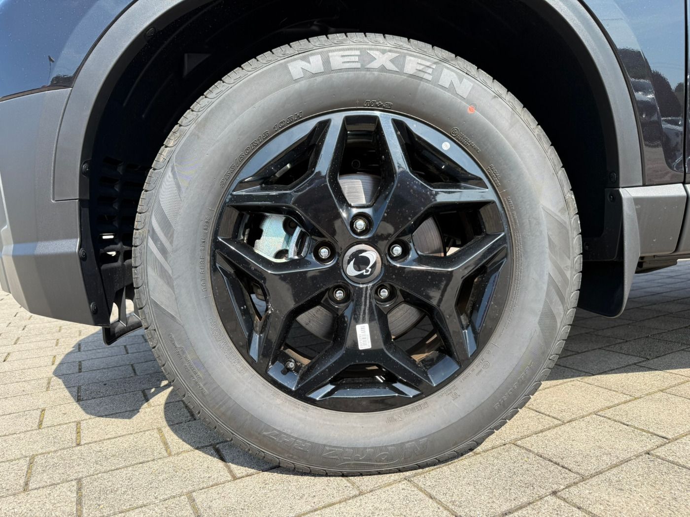 Fahrzeugabbildung KGM Musso Grand 2.2D Black Line 4WD Autom.