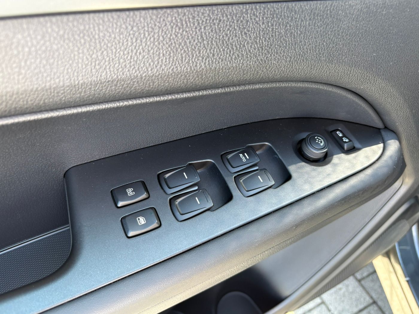 Fahrzeugabbildung KGM Musso Grand 2.2D Black Line 4WD Autom.