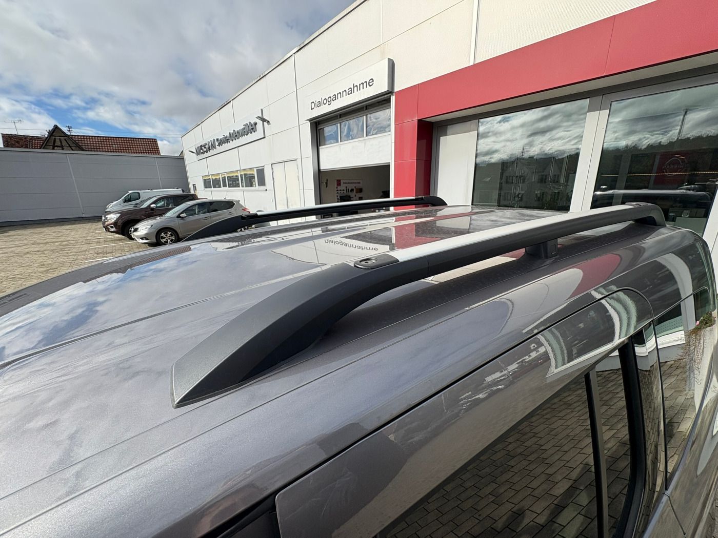 Fahrzeugabbildung Nissan Townstar Kombi DIG-T 130 L1 Tekna Navi+SHZ+360