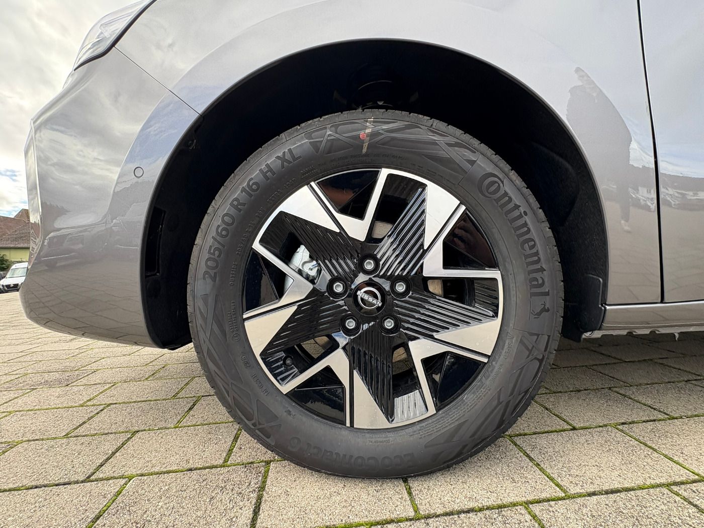 Fahrzeugabbildung Nissan Townstar Kombi DIG-T 130 L1 Tekna Navi+SHZ+360