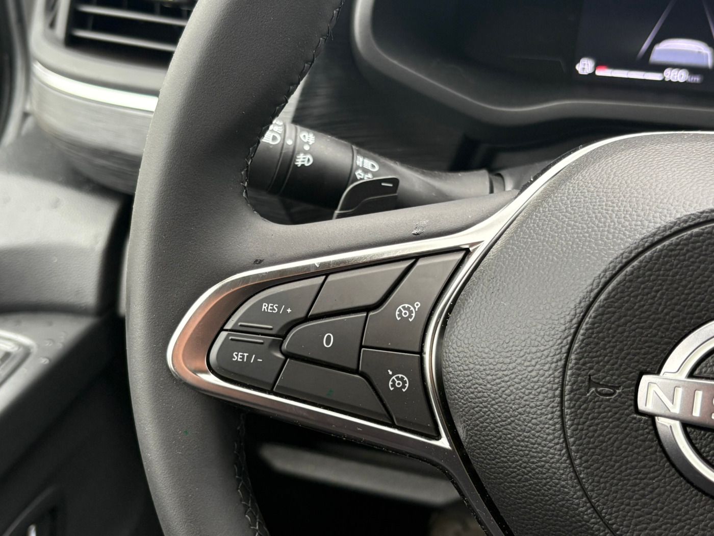 Fahrzeugabbildung Nissan Primastar Kombi L2H1 Tekna dCI 170 3.0t ACC+LED