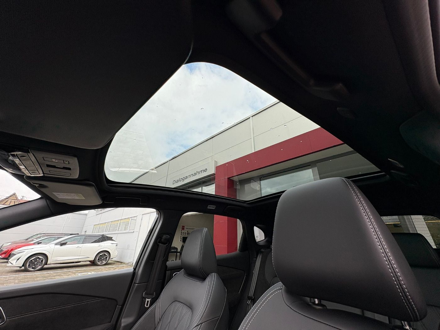 Fahrzeugabbildung Nissan Qashqai 1.5 VC-T Tekna+ e-Power Technologie Pake