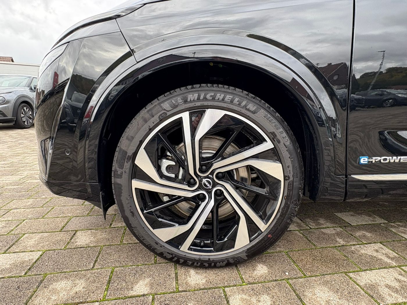 Fahrzeugabbildung Nissan Qashqai 1.5 VC-T Tekna+ e-Power Technologie Pake