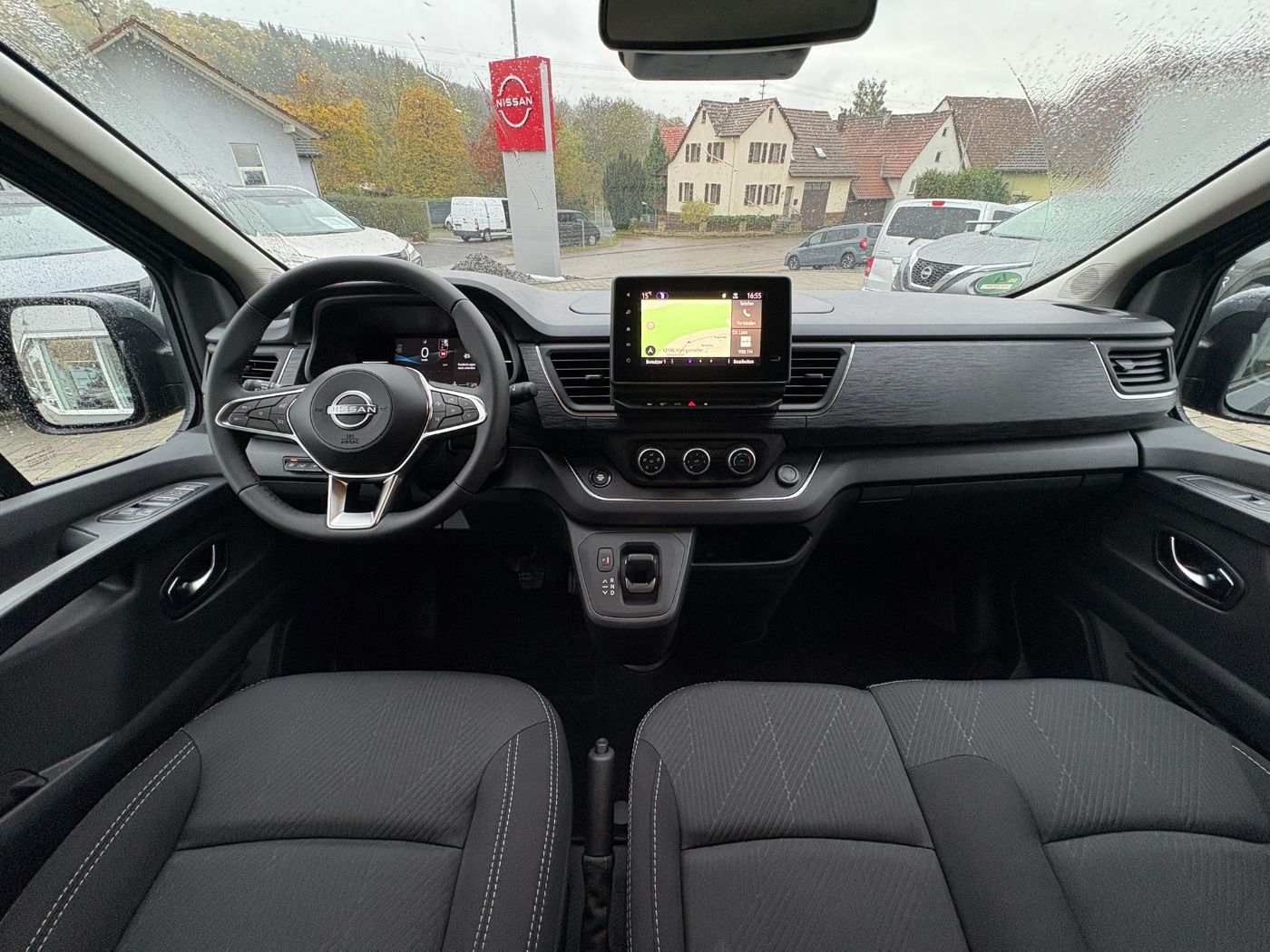 Fahrzeugabbildung Nissan Primastar Kombi dCI 170 L2H1 3.0t Tekna ACC+LED