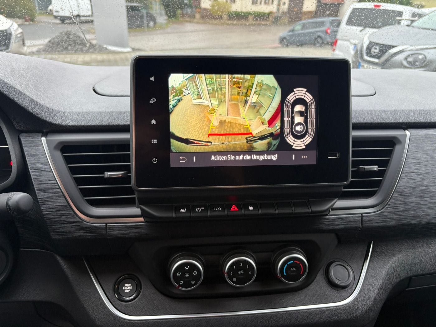 Fahrzeugabbildung Nissan Primastar Kombi dCI 170 L2H1 3.0t Tekna ACC+LED