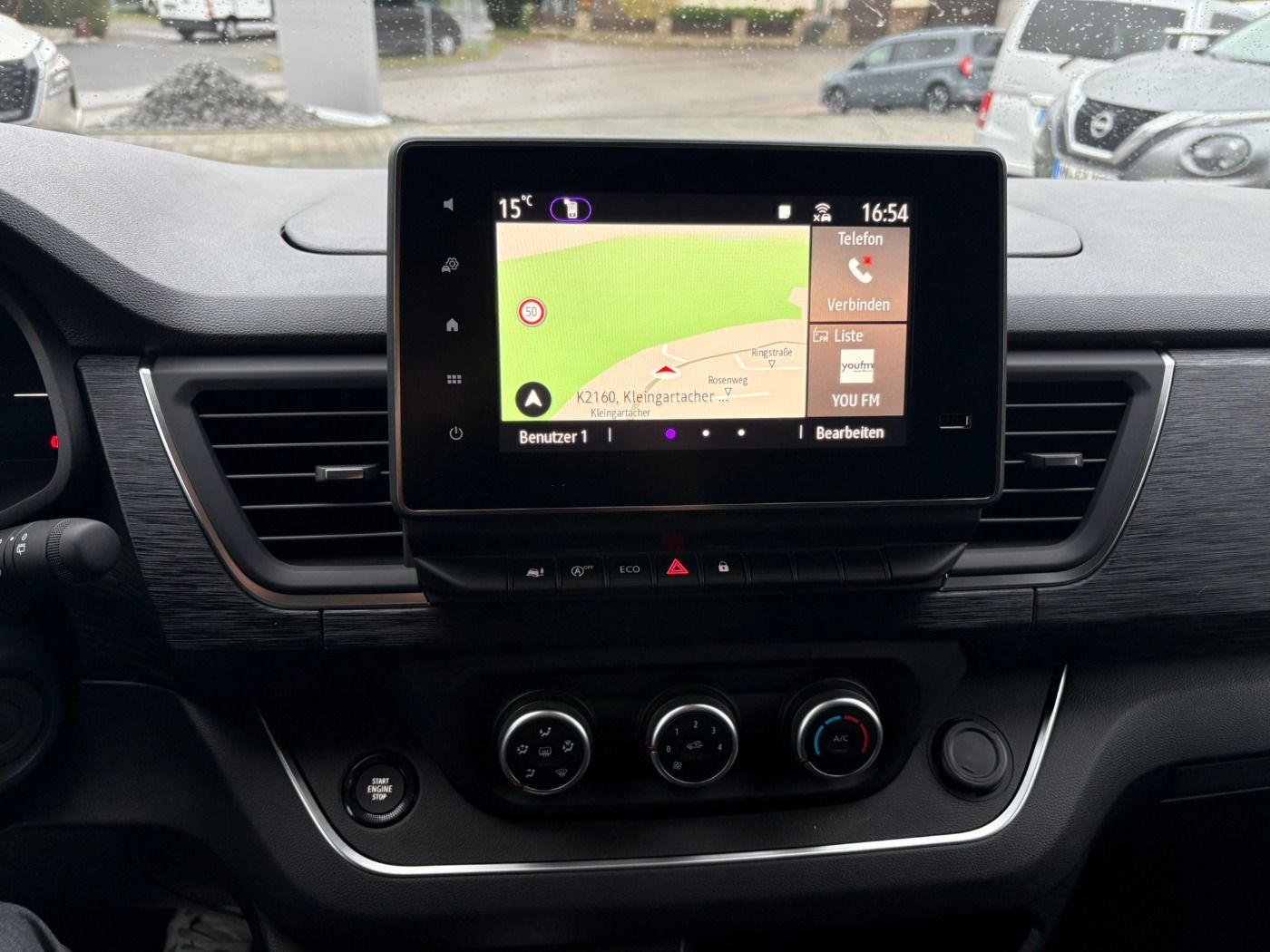 Fahrzeugabbildung Nissan Primastar Kombi dCI 170 L2H1 3.0t Tekna ACC+LED