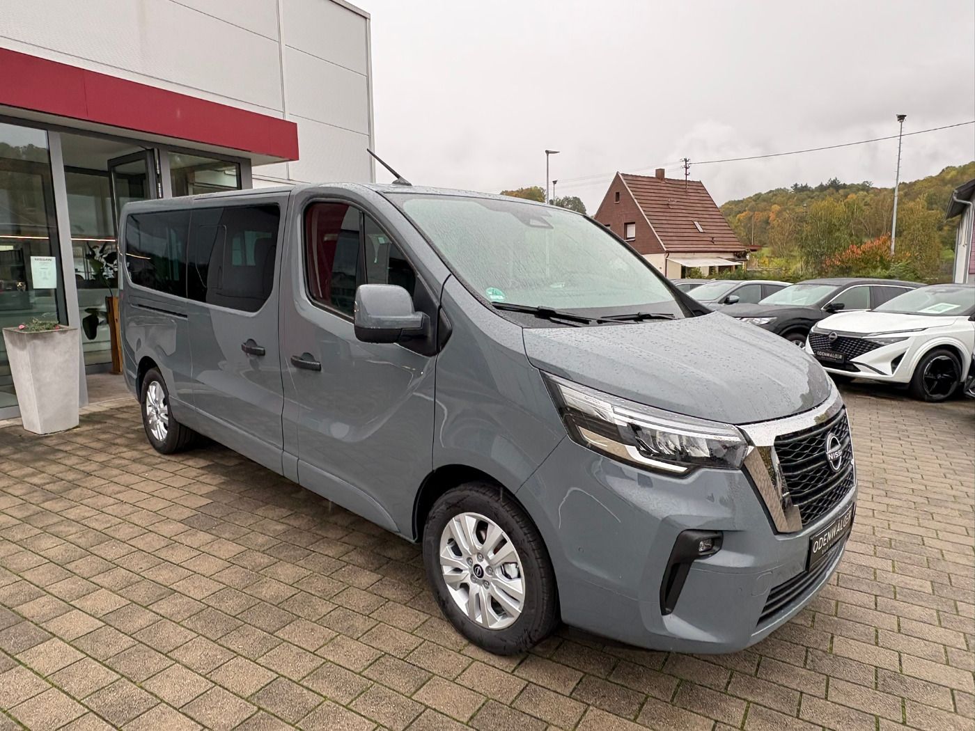 Fahrzeugabbildung Nissan Primastar Kombi dCI 170 L2H1 3.0t Tekna ACC+LED