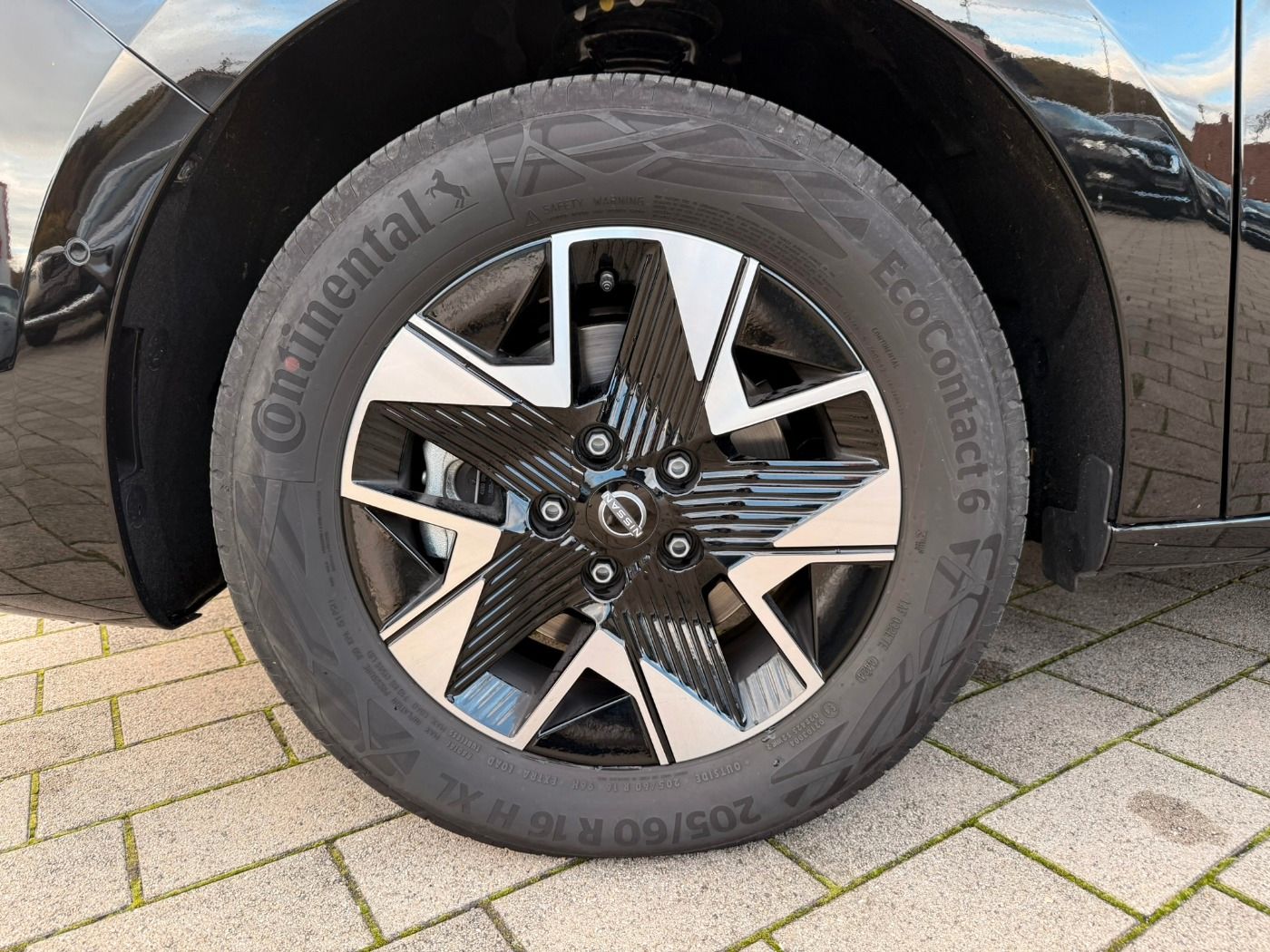 Fahrzeugabbildung Nissan Townstar Kombi 1.3DIG-T Autom. L1 Tekna Design P