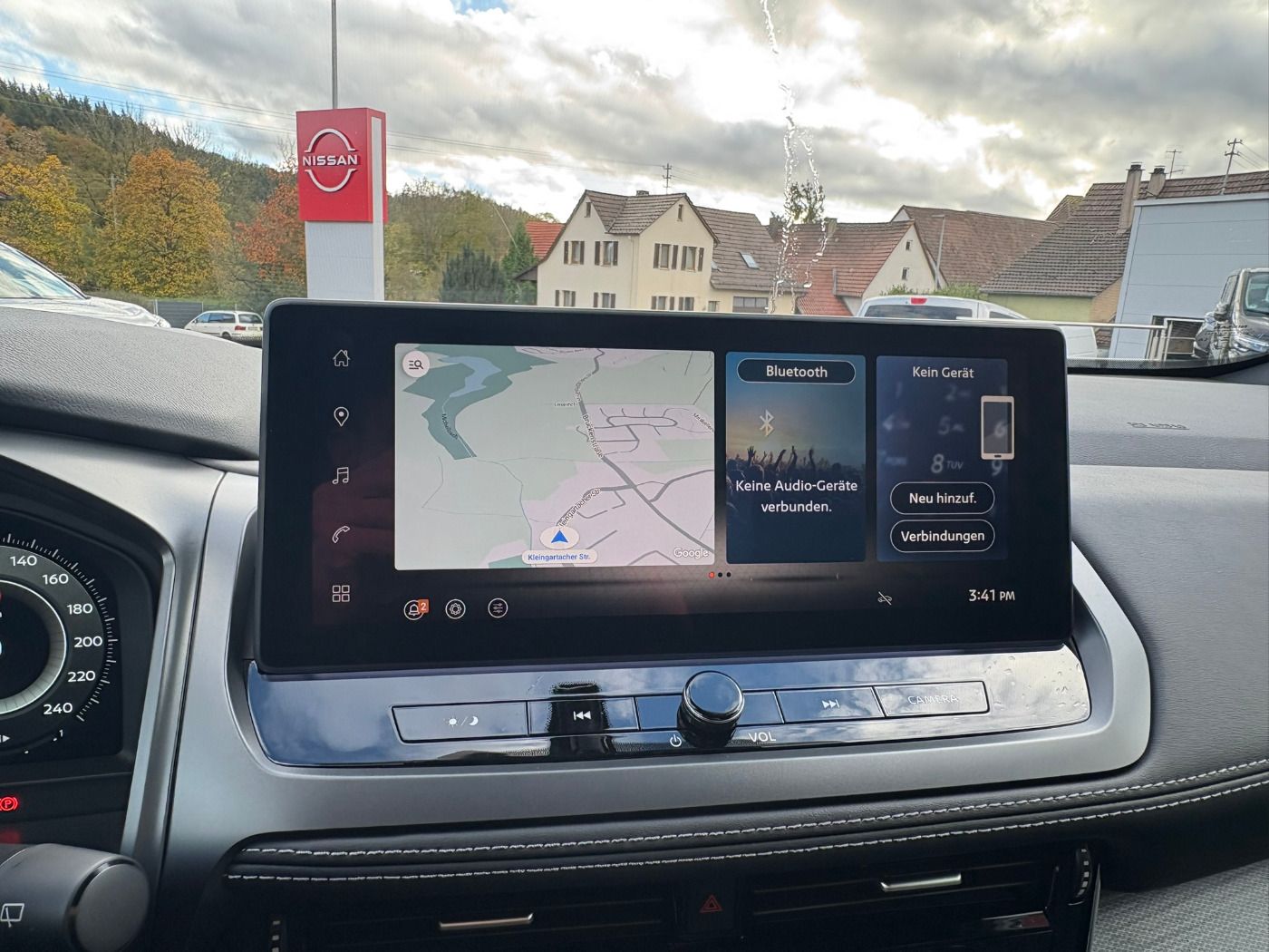 Fahrzeugabbildung Nissan Qashqai 1.3 DIG-T MHEV Tekna Bose+ Pano+LED+Navi