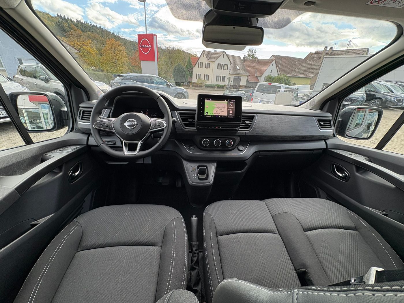 Fahrzeugabbildung Nissan Primastar Kombi L1H1 Tekna dCI 170 2.8t ACC+LED