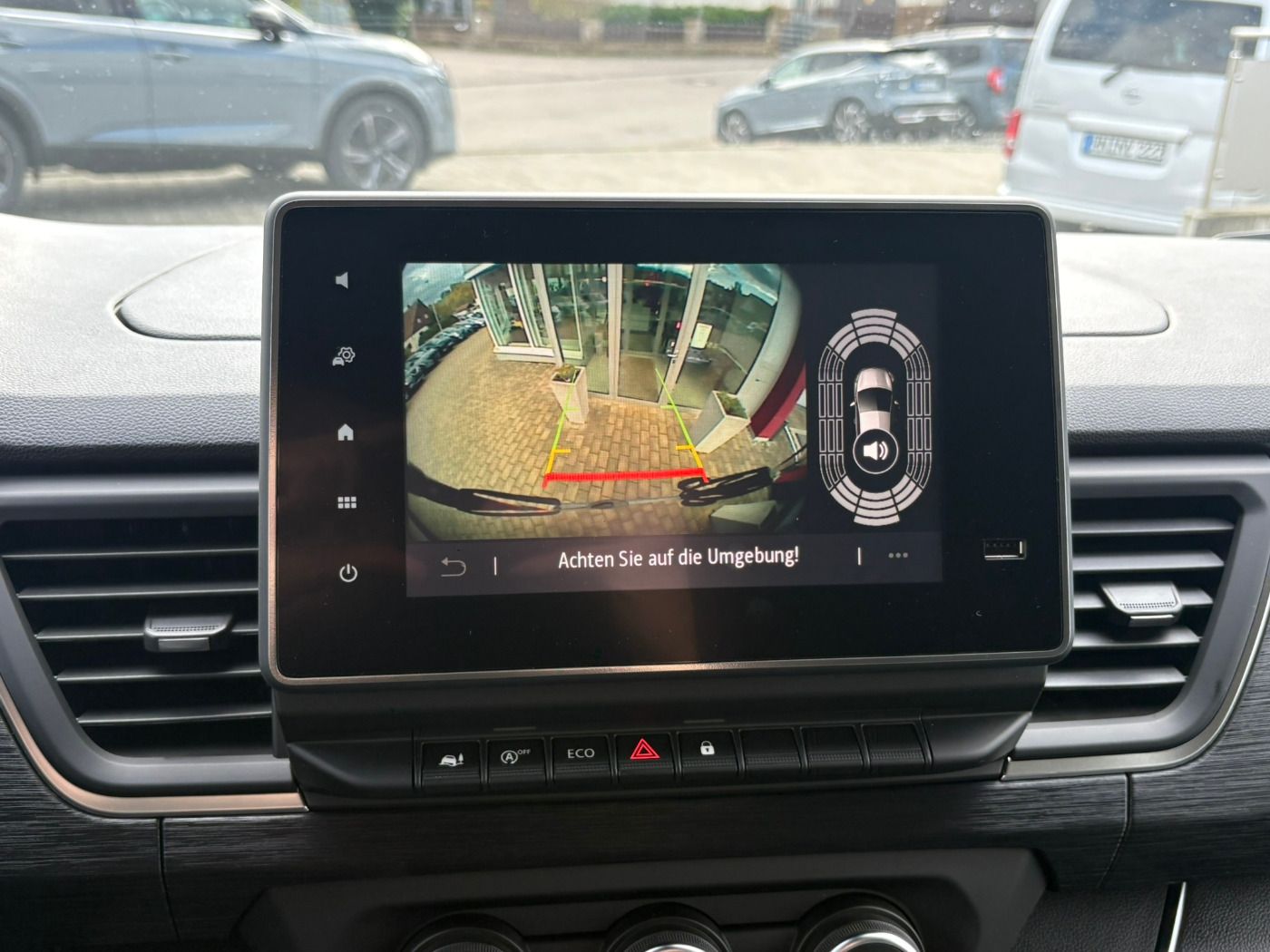 Fahrzeugabbildung Nissan Primastar Kombi L1H1 Tekna dCI 170 2.8t ACC+LED