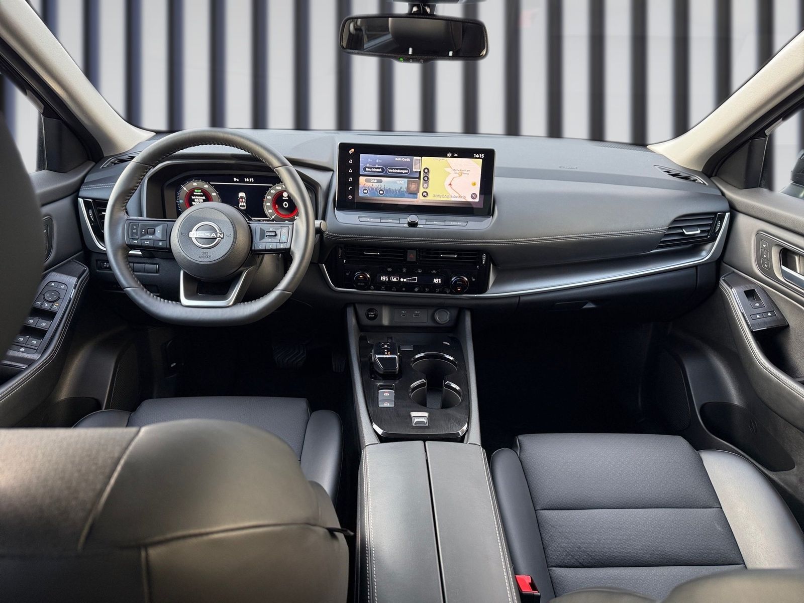 Fahrzeugabbildung Nissan X-Trail 1.5VC-T e-Power N-Connecta Familien Pake