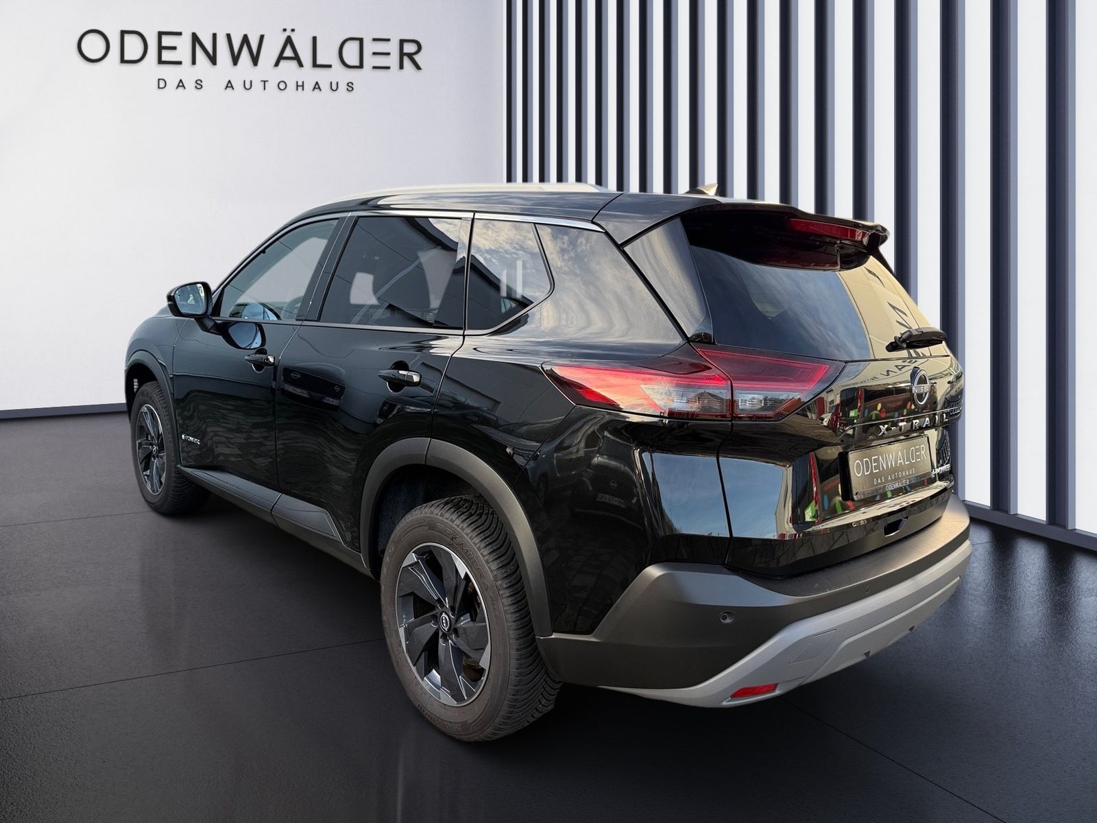 Fahrzeugabbildung Nissan X-Trail 1.5VC-T e-Power N-Connecta Familien Pake