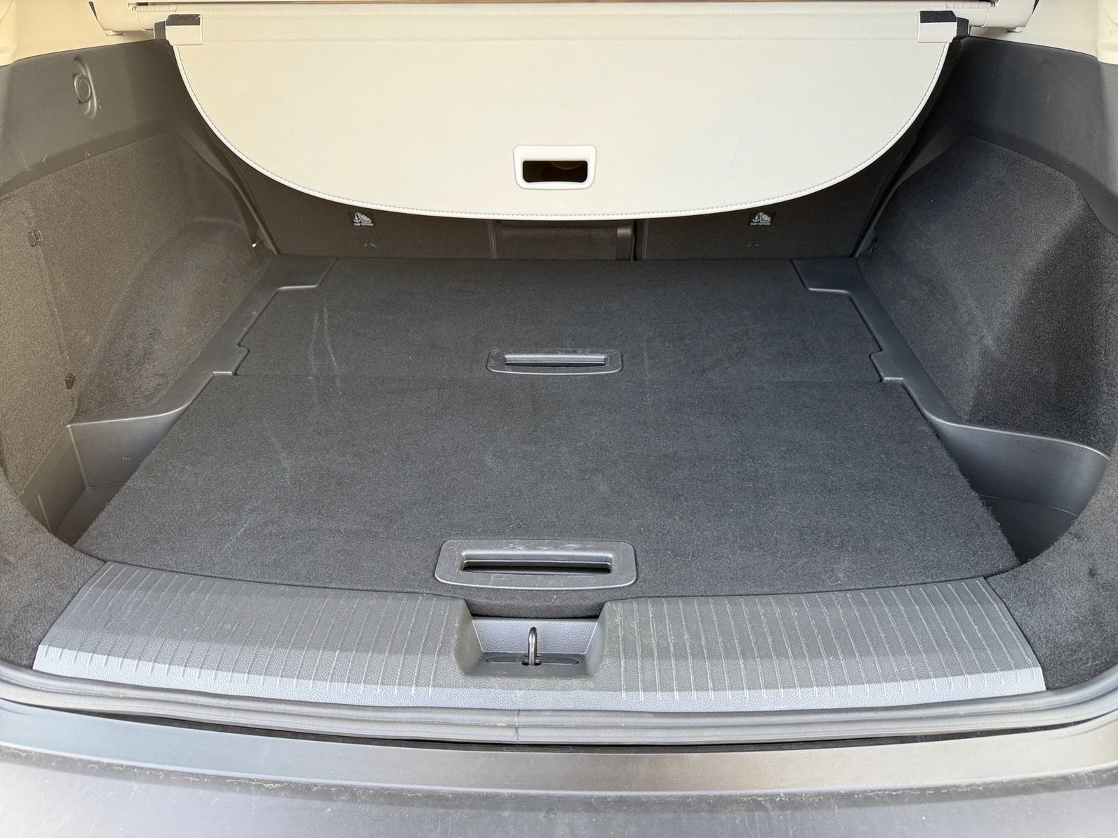 Fahrzeugabbildung Nissan X-Trail 1.5VC-T e-Power N-Connecta Familien Pake