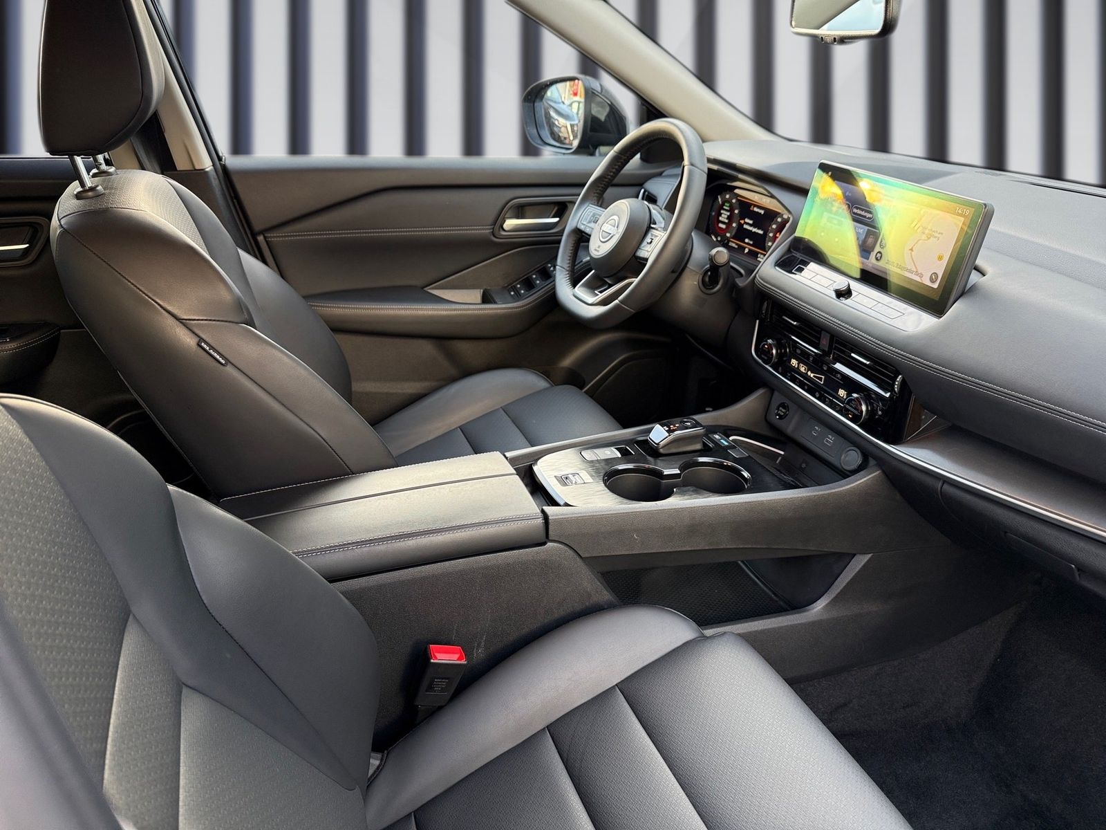 Fahrzeugabbildung Nissan X-Trail 1.5VC-T e-Power N-Connecta Familien Pake