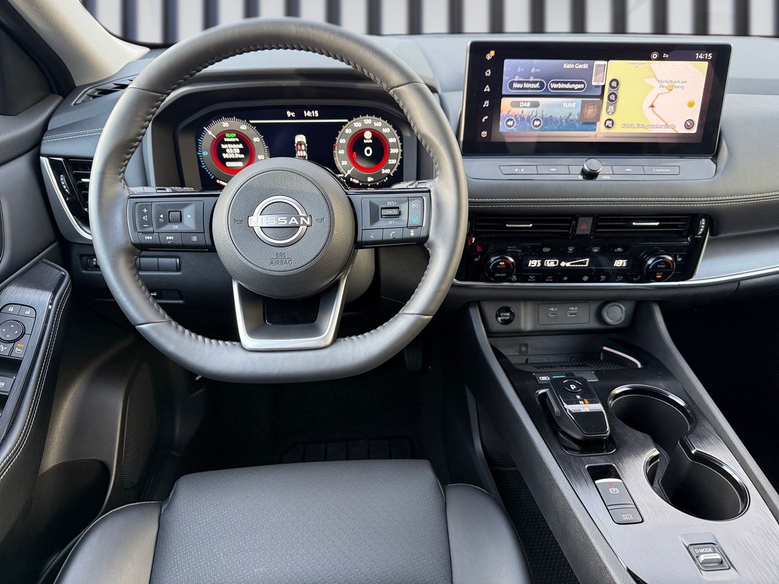 Fahrzeugabbildung Nissan X-Trail 1.5VC-T e-Power N-Connecta Familien Pake