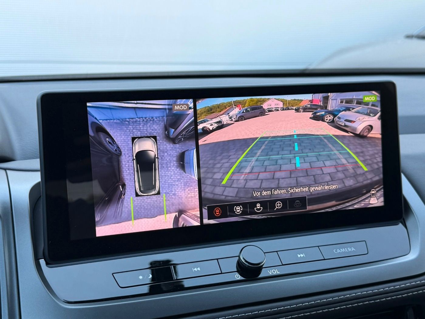 Fahrzeugabbildung Nissan Qashqai 1.3DIG-T MHEV N-Connecta CVT Winter Komf