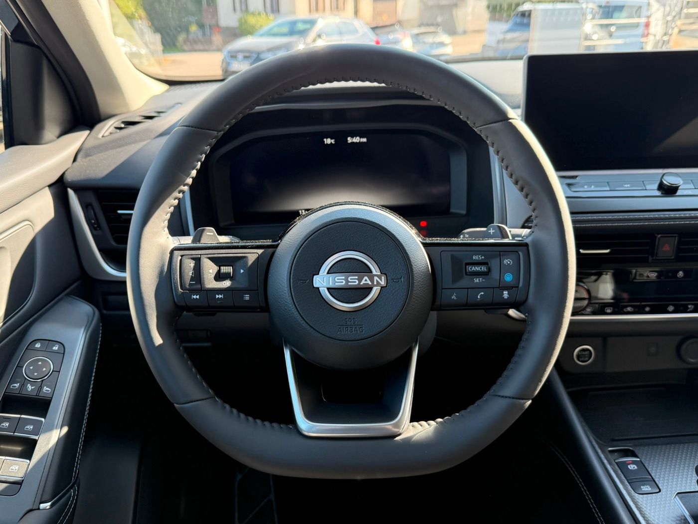 Fahrzeugabbildung Nissan Qashqai 1.3DIG-T MHEV N-Connecta CVT Winter Komf