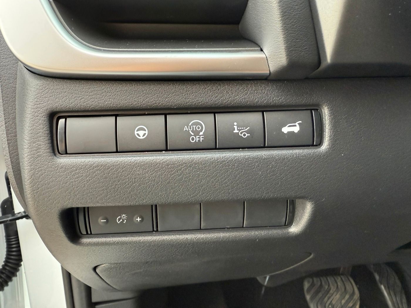 Fahrzeugabbildung Nissan Qashqai 1.3DIG-T MHEV N-Connecta CVT Pano Winter