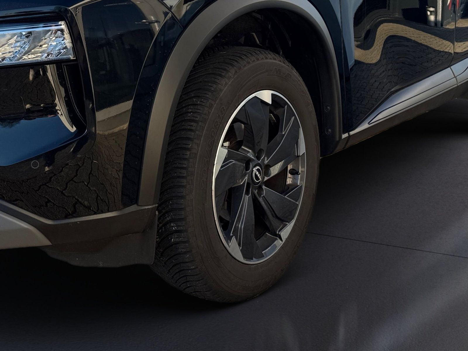 Fahrzeugabbildung Nissan X-Trail 1.5VC-T MHEV N-Connecta CVT HUD