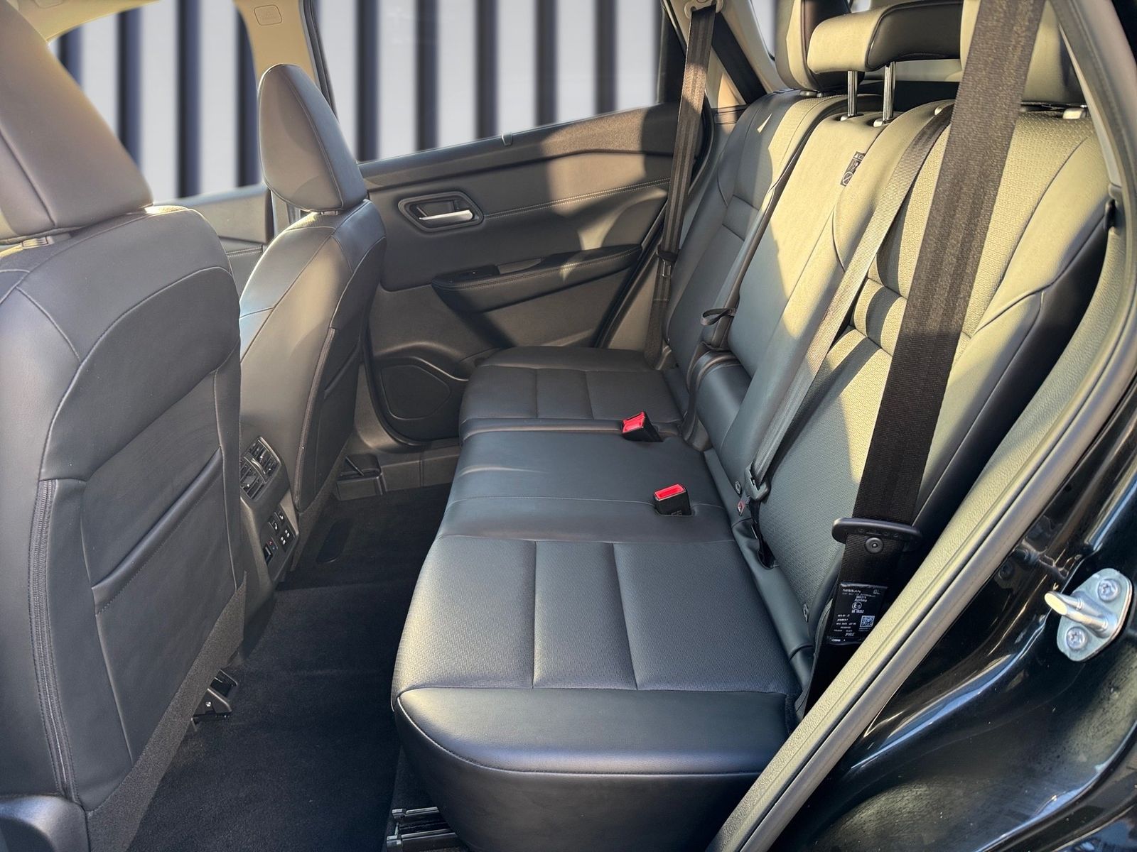 Fahrzeugabbildung Nissan X-Trail 1.5VC-T MHEV N-Connecta CVT HUD