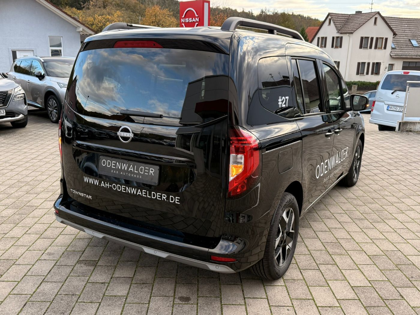 Fahrzeugabbildung Nissan Townstar Kombi 1.3DIG-T Autom. L1 Tekna Design P