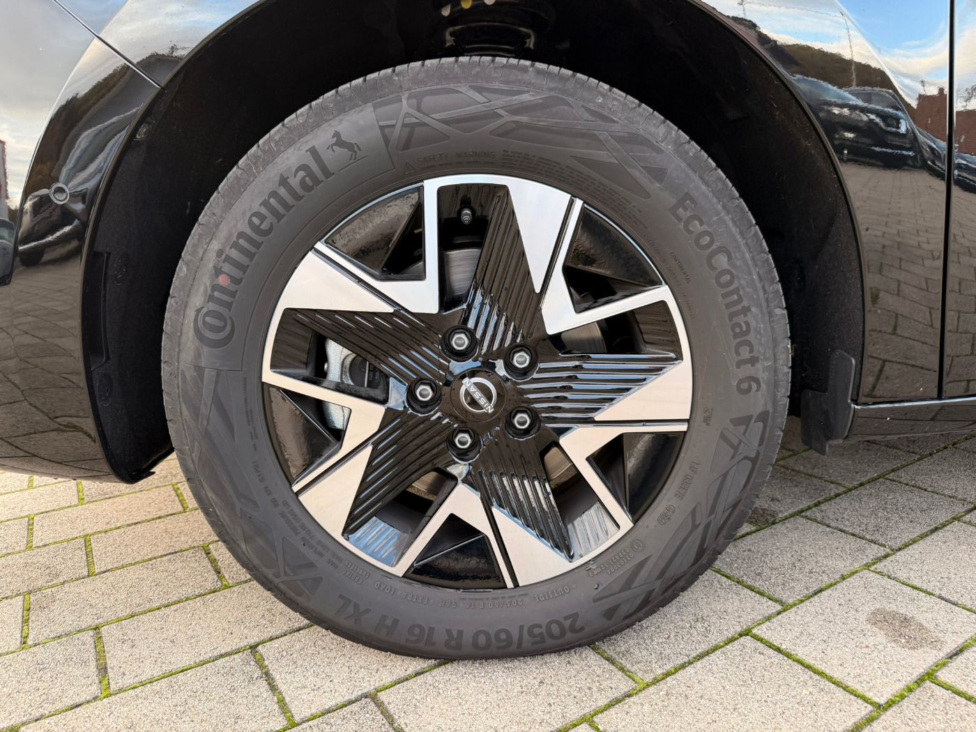 Fahrzeugabbildung Nissan Townstar Kombi 1.3DIG-T Autom. L1 Tekna Design P