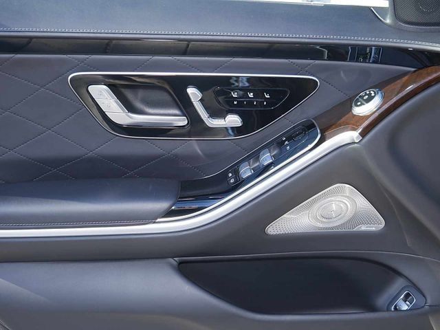 Fahrzeugabbildung Mercedes-Benz S 500 4Matic AMG Line ACC+LED+Luft+Navi+SHZ+Kam.