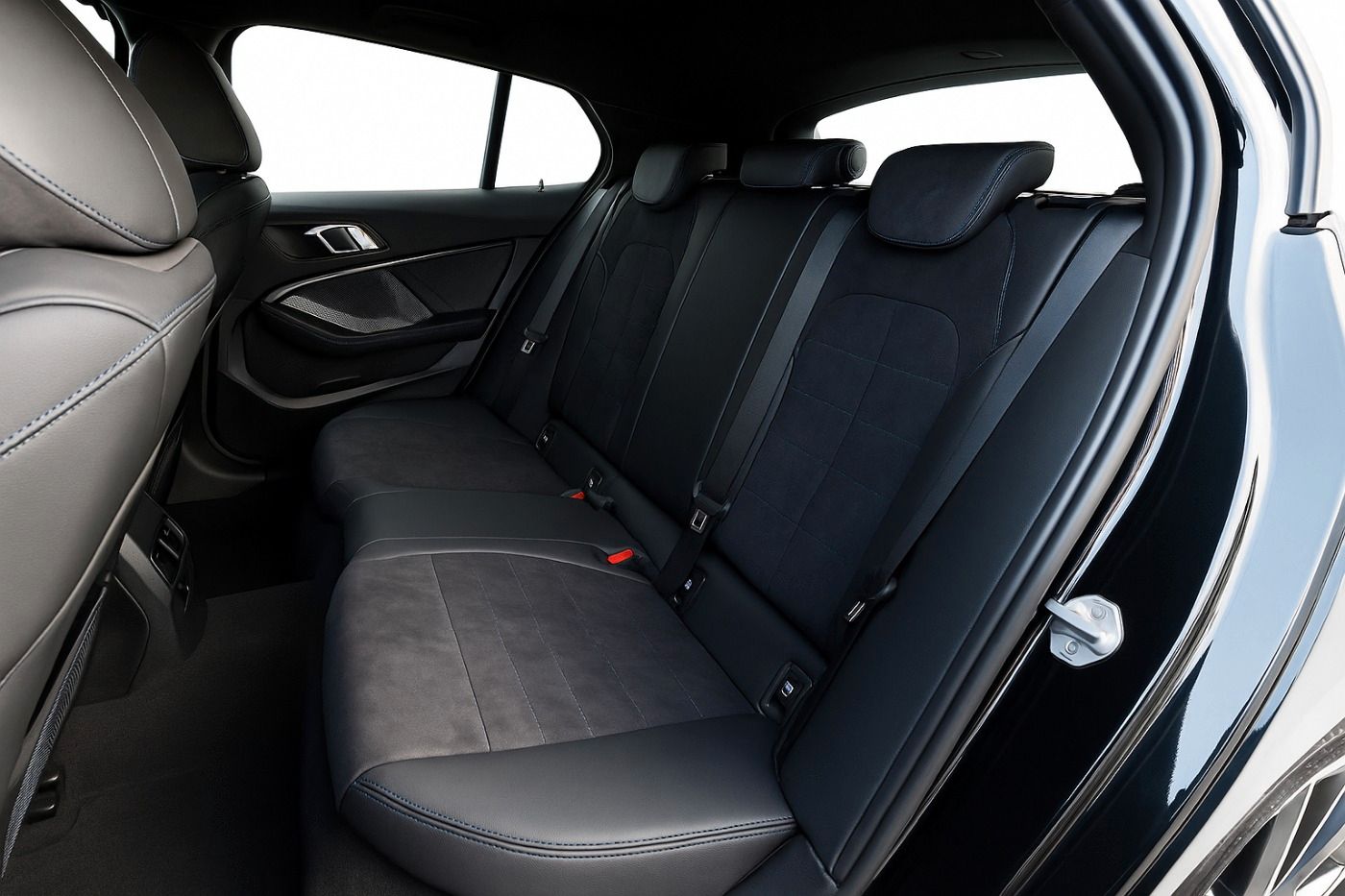 Fahrzeugabbildung BMW 120 i M-Sport Design Driving Assistant Plus