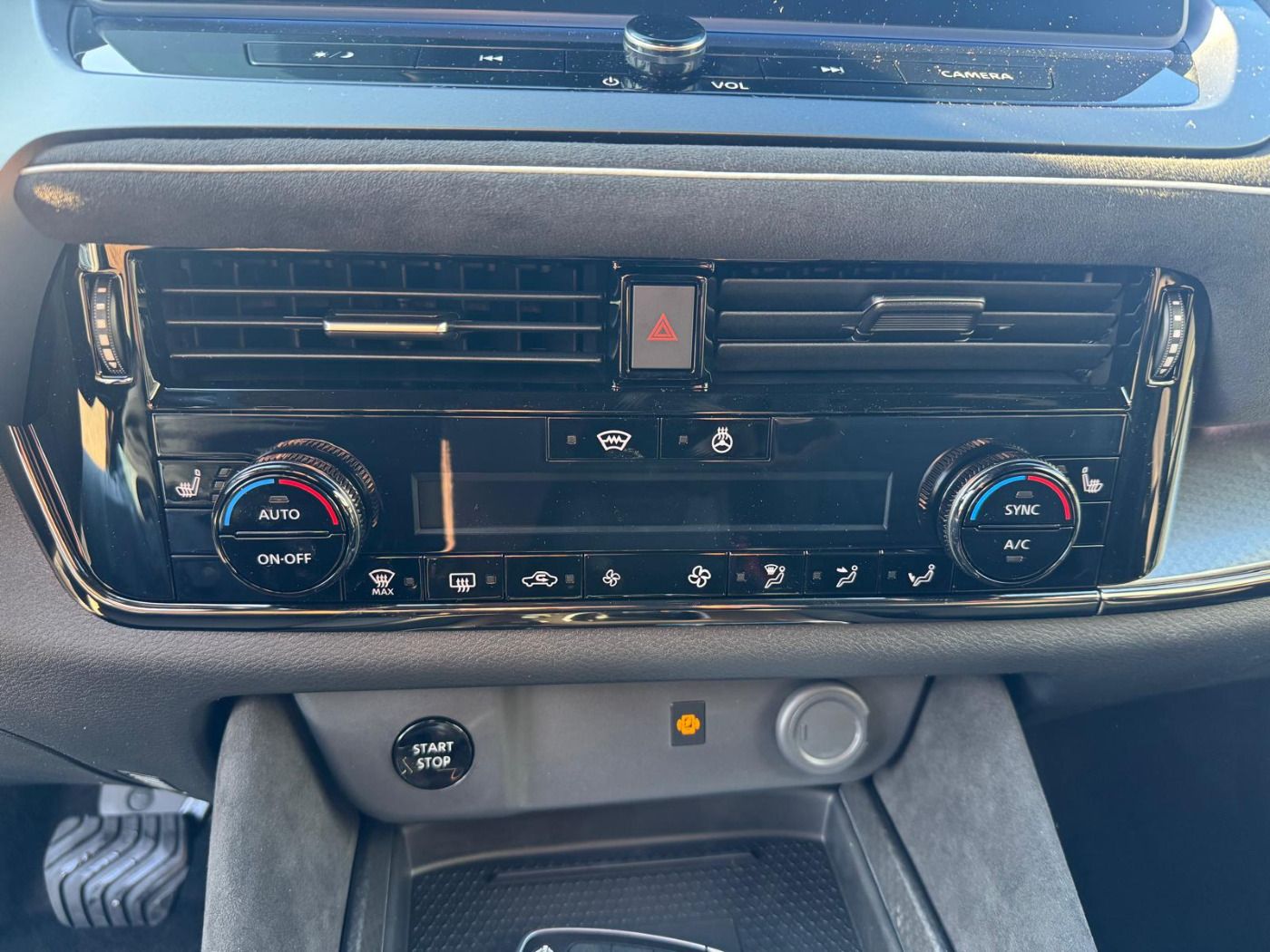 Fahrzeugabbildung Nissan Qashqai 1.5 VC-T N-Design e-Power ACC+Alcantara