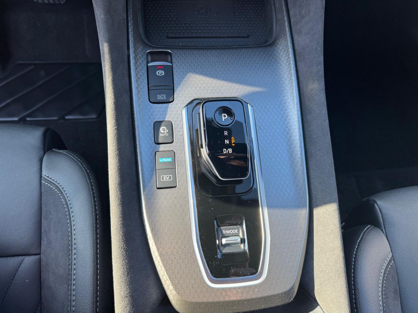 Fahrzeugabbildung Nissan Qashqai 1.5 VC-T N-Design e-Power ACC+Alcantara