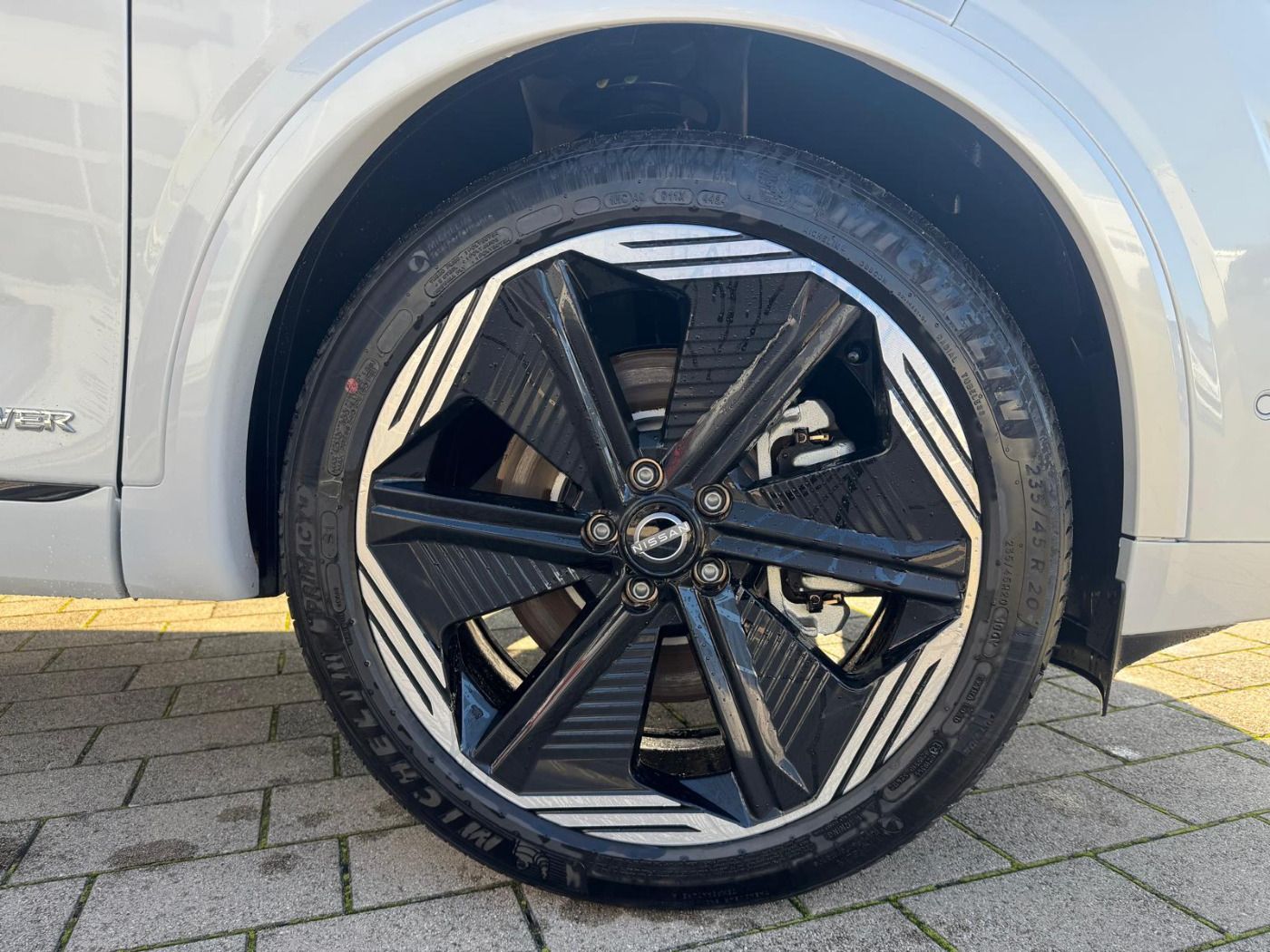 Fahrzeugabbildung Nissan Qashqai 1.5 VC-T N-Design e-Power ACC+Alcantara