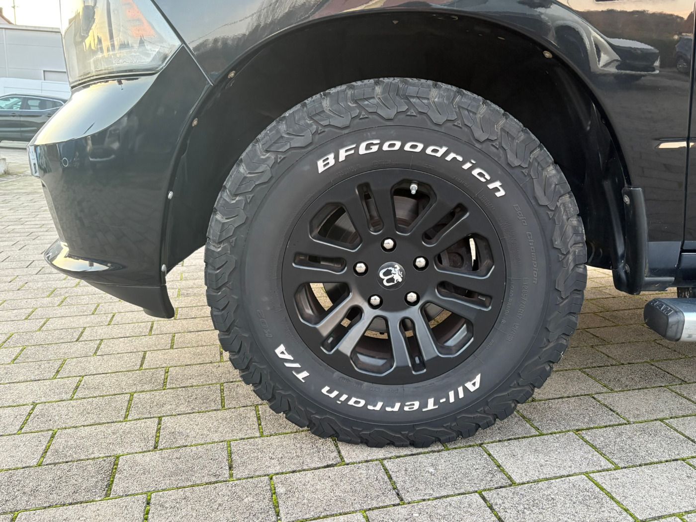Fahrzeugabbildung Dodge RAM 1500 Sport