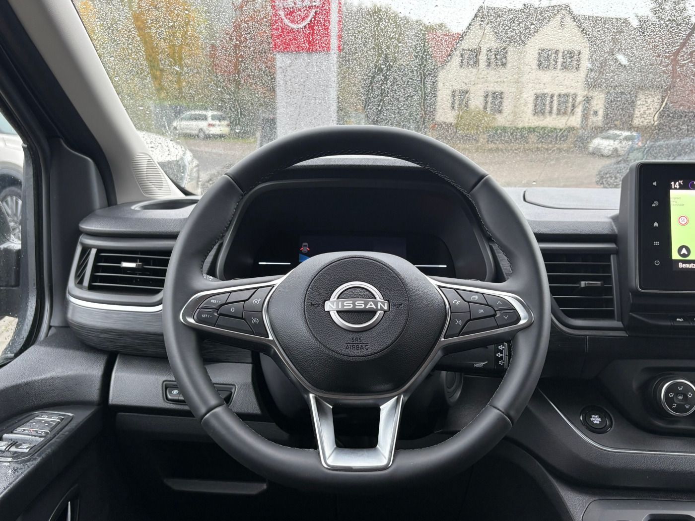 Fahrzeugabbildung Nissan Primastar Kombi L2H1 Tekna Autom. 9S 9-Sitzer