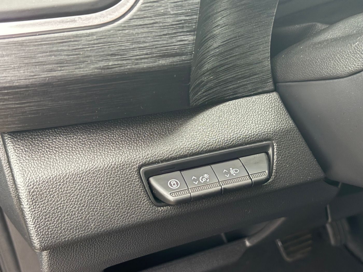 Fahrzeugabbildung Nissan Primastar Kombi L2H1 Tekna Autom. 9S 9-Sitzer