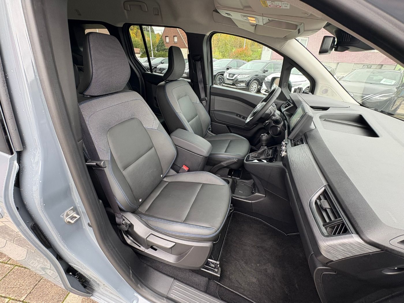 Fahrzeugabbildung Nissan Townstar L1 Tekna Kombi DIG-T 130