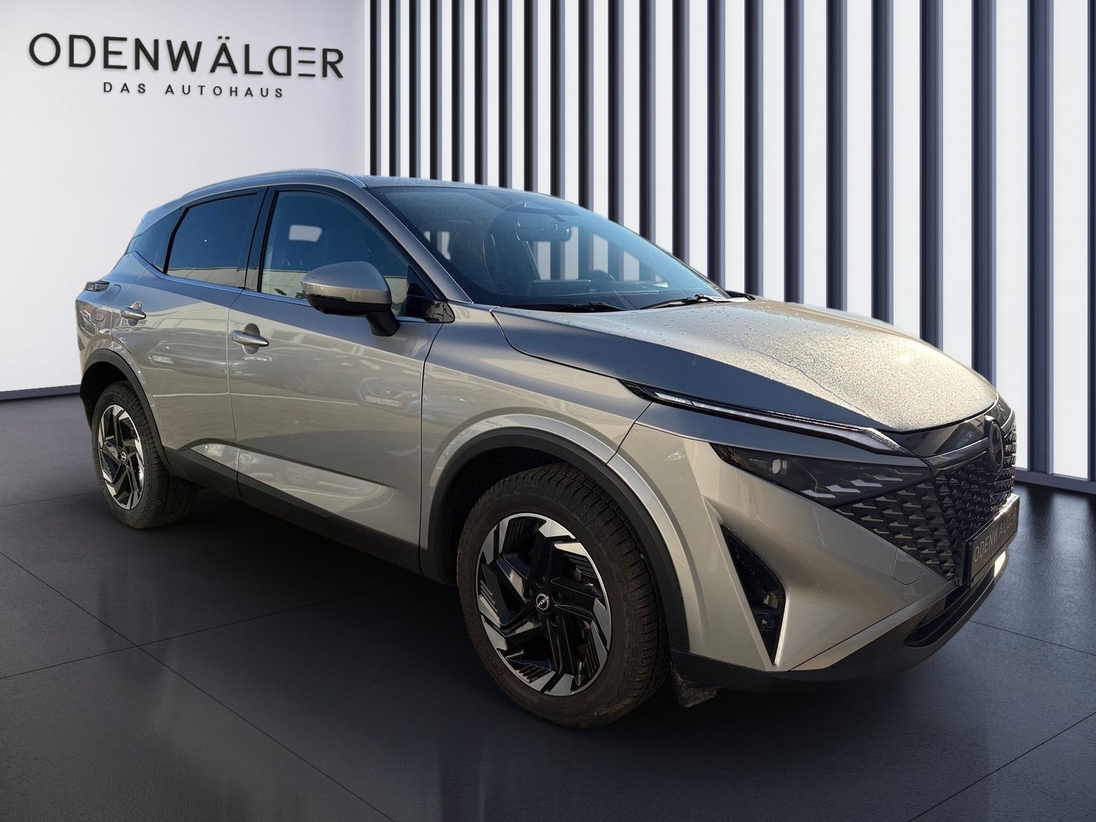 Fahrzeugabbildung Nissan Qashqai 1.3DIG-T MHEV N-Connecta Winter Komfort