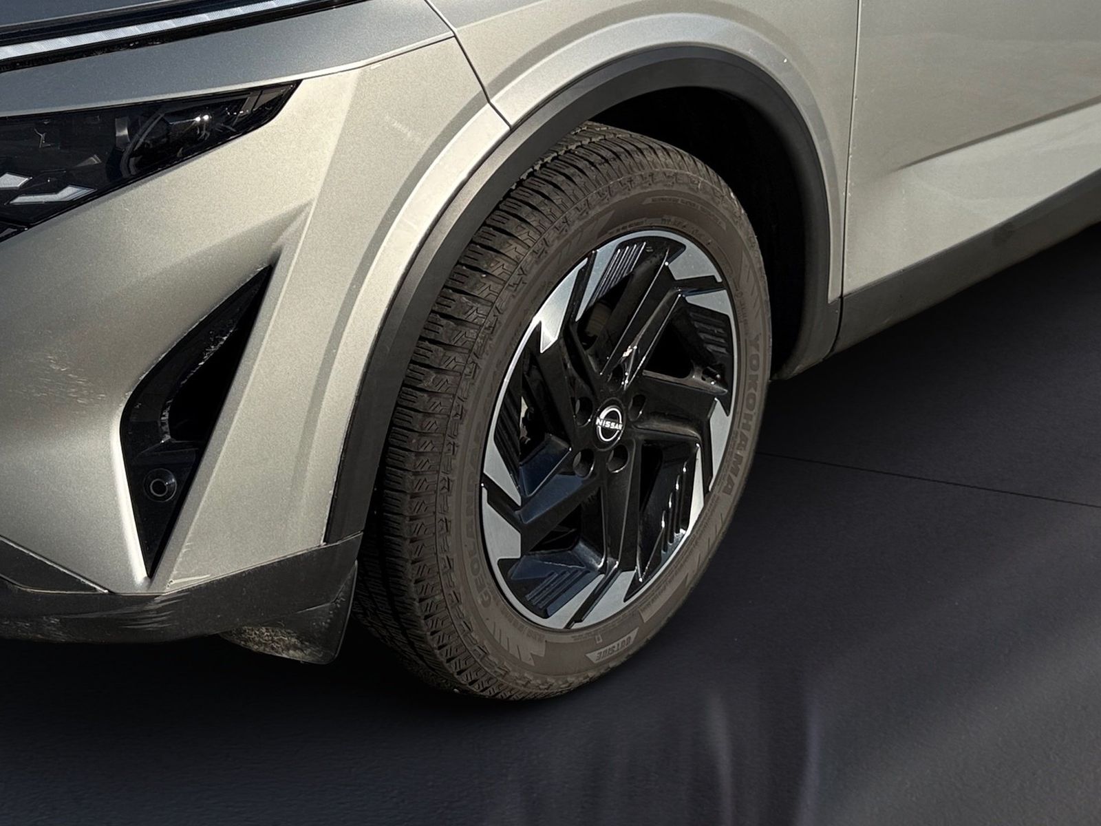 Fahrzeugabbildung Nissan Qashqai 1.3DIG-T MHEV N-Connecta Winter Komfort